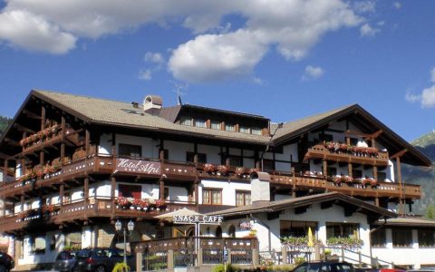 Hotel Alpi
