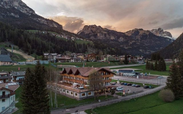 (Italiano) X Alp Hotel
